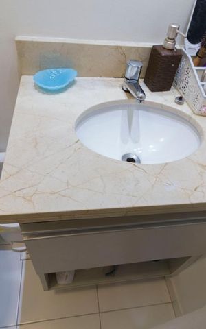 Apartamento para alugar com 56m², 2 quartos e 1 vagaDetalhe banheiro