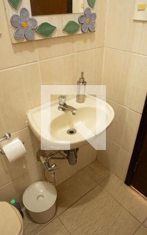 Casa à venda com 300m², 4 quartos e 3 vagasBanheiro 3