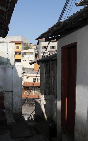 Casa à venda com 440m², 7 quartos e 4 vagasAcesso entre as casas