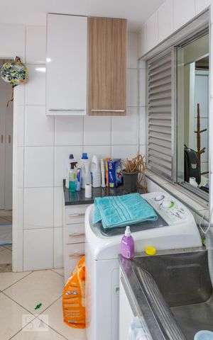 Apartamento à venda com 97m², 3 quartos e 1 vaga Apartamento à venda com 97m², 3 quartos e 1 vagaLavanderia