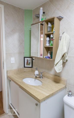 Apartamento à venda com 97m², 3 quartos e 1 vaga Apartamento à venda com 97m², 3 quartos e 1 vagaBanheiro da Suíte