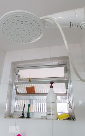 Apartamento à venda com 97m², 3 quartos e 1 vaga Apartamento à venda com 97m², 3 quartos e 1 vagaBanheiro Social