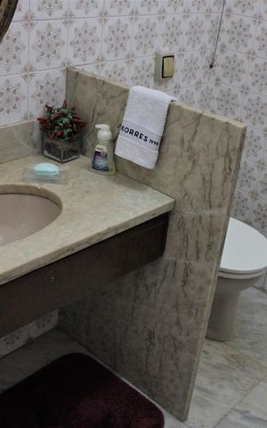 Casa à venda com 500m², 5 quartos e 5 vagasBanheiro social