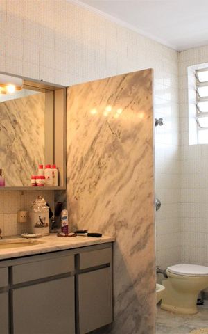Casa à venda com 500m², 5 quartos e 5 vagasBanheiro 2