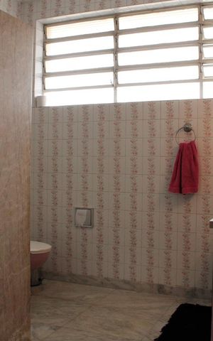 Casa à venda com 500m², 5 quartos e 5 vagasBanheiro 3
