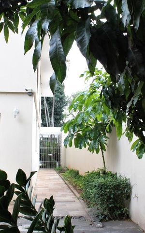 Casa à venda com 500m², 5 quartos e 5 vagasQuintal