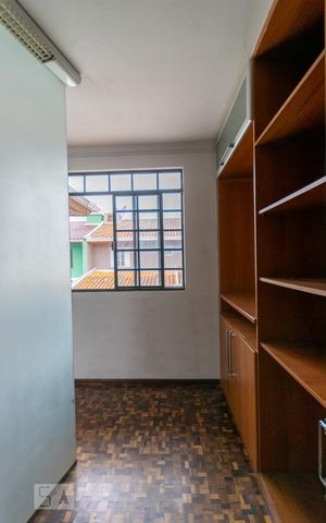 Casa de condomínio à venda com 138m², 3 quartos e 2 vagas Casa de condomínio à venda com 138m², 3 quartos e 2 vagasCloset da suíte