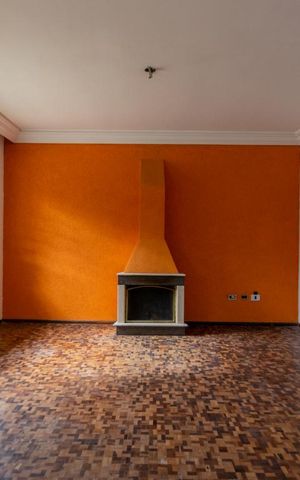 Casa de condomínio à venda com 138m², 3 quartos e 2 vagas Casa de condomínio à venda com 138m², 3 quartos e 2 vagasSala