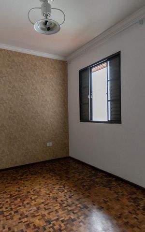 Casa de condomínio à venda com 138m², 3 quartos e 2 vagas Casa de condomínio à venda com 138m², 3 quartos e 2 vagasSuíte