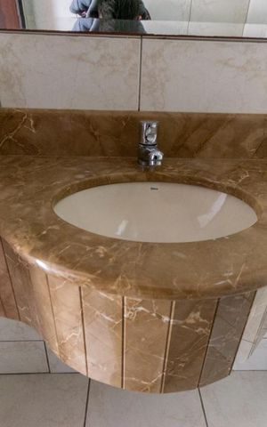 Casa de condomínio à venda com 138m², 3 quartos e 2 vagas Casa de condomínio à venda com 138m², 3 quartos e 2 vagasBanheiro