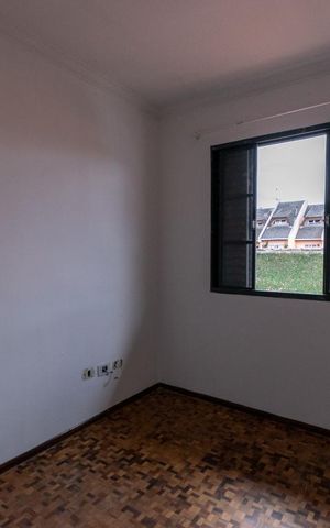 Casa de condomínio à venda com 138m², 3 quartos e 2 vagas Casa de condomínio à venda com 138m², 3 quartos e 2 vagasQuarto 1