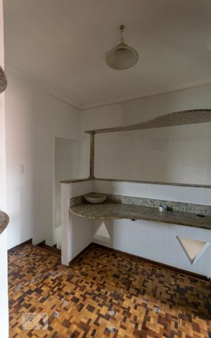 Casa de condomínio à venda com 138m², 3 quartos e 2 vagas Casa de condomínio à venda com 138m², 3 quartos e 2 vagasCorredor