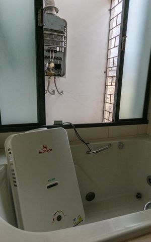 Casa de condomínio à venda com 138m², 3 quartos e 2 vagas Casa de condomínio à venda com 138m², 3 quartos e 2 vagasBanheiro da Suíte