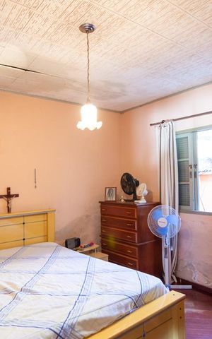Casa à venda com 120m², 2 quartos e 10 vagasQuarto 2