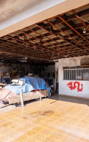 Casa à venda com 120m², 2 quartos e 10 vagasGaragem