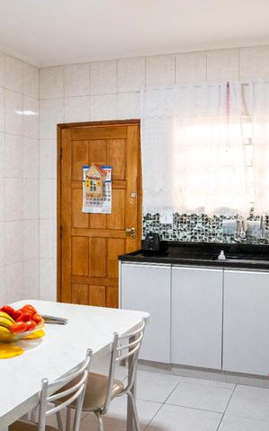 Casa à venda com 102m², 2 quartos e 4 vagasCozinha