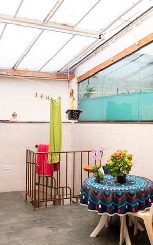 Casa à venda com 102m², 2 quartos e 4 vagasChurrasqueira