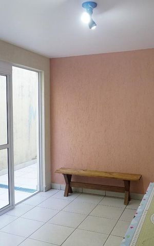 Casa à venda com 125m², 3 quartos e 2 vagas Casa à venda com 125m², 3 quartos e 2 vagasÁrea Externa
