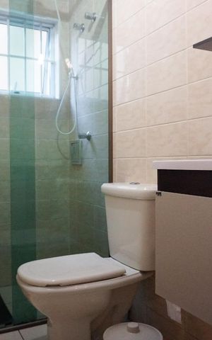 Casa à venda com 125m², 3 quartos e 2 vagas Casa à venda com 125m², 3 quartos e 2 vagasBanheiro Social