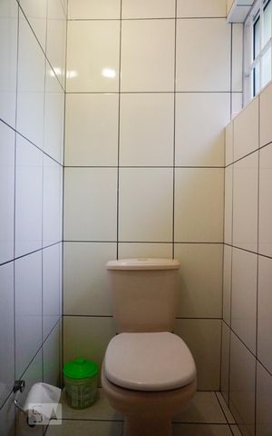 Casa à venda com 125m², 3 quartos e 2 vagas Casa à venda com 125m², 3 quartos e 2 vagasLavabo 2