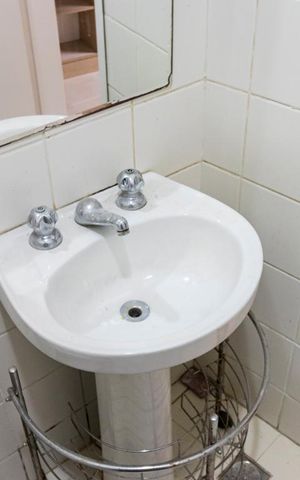 Casa para alugar com 230m², 4 quartos e 3 vagas1o. Andar - Banheiro de serviço