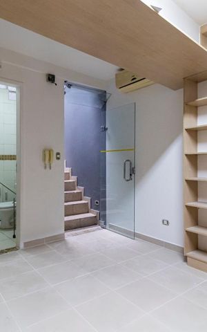 Casa para alugar com 230m², 4 quartos e 3 vagas1o. Andar - Quarto de serviço