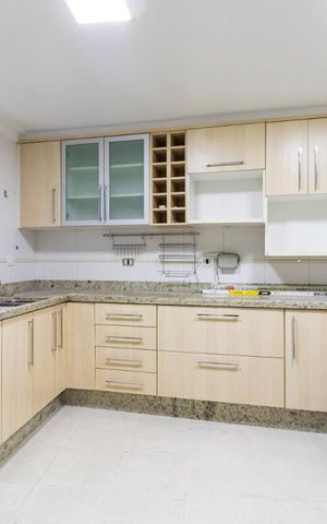 Casa para alugar com 230m², 4 quartos e 3 vagas1o. Andar - Cozinha