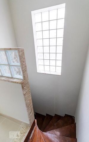 Casa para alugar com 230m², 4 quartos e 3 vagas2o. Andar - Escadas