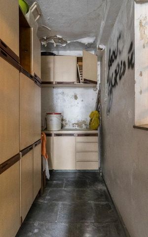 Casa à venda com 245m², 3 quartos e 2 vagas Casa à venda com 245m², 3 quartos e 2 vagasQuintal
