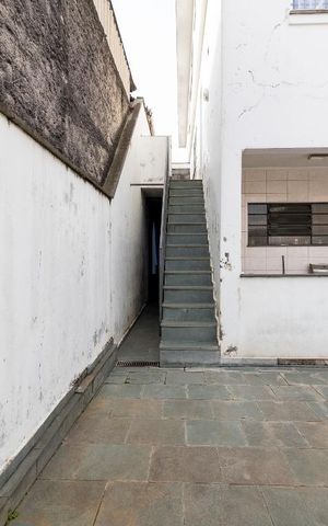 Casa à venda com 245m², 3 quartos e 2 vagas Casa à venda com 245m², 3 quartos e 2 vagasQuintal
