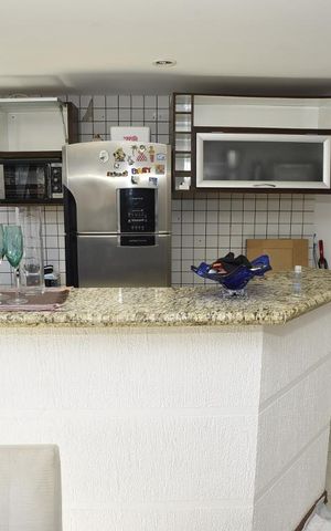 Casa à venda com 444m², 5 quartos e 4 vagasCozinha da Casa de Hospede