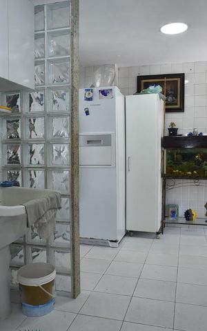 Casa à venda com 444m², 5 quartos e 4 vagasÁrea de Serviço