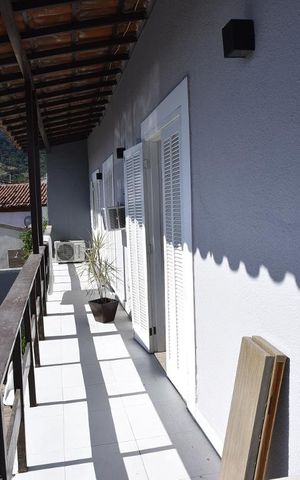 Casa à venda com 444m², 5 quartos e 4 vagasVaranda da Suíte da Casa de Hospede
