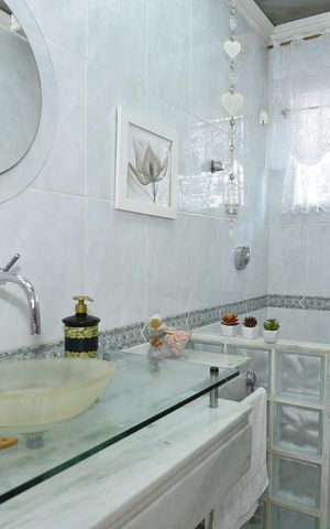 Casa à venda com 444m², 5 quartos e 4 vagasLavabo