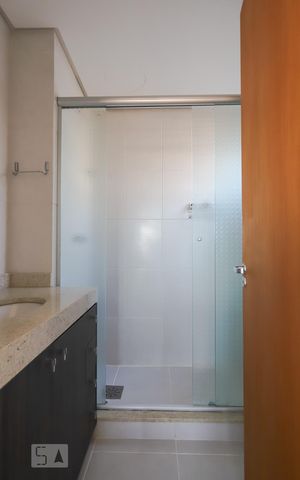 Apartamento à venda com 75m², 2 quartos e 1 vaga Apartamento à venda com 75m², 2 quartos e 1 vagaBanheiro da Suíte