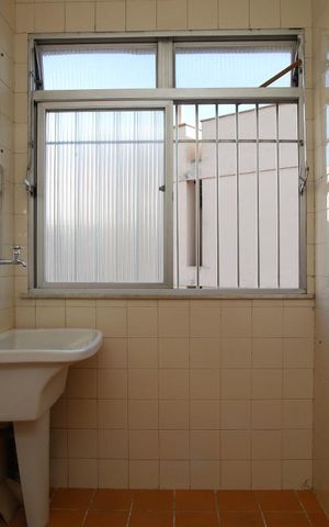 Apartamento à venda com 60m², 2 quartos e 1 vagaÁrea de Serviço