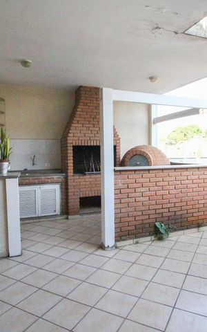 Casa à venda com 600m², 5 quartos e 5 vagasÁrea comum - Churrasqueira