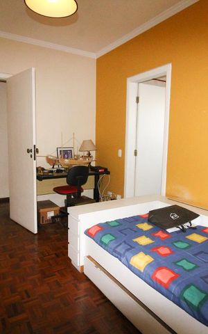 Casa à venda com 600m², 5 quartos e 5 vagasSuíte 3