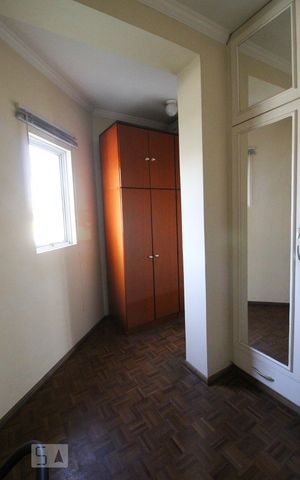 Casa à venda com 600m², 5 quartos e 5 vagasCloset 
