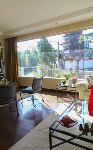 Casa à venda com 600m², 5 quartos e 5 vagasSala