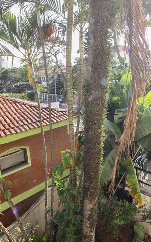 Casa à venda com 600m², 5 quartos e 5 vagasVista da Suíte 1