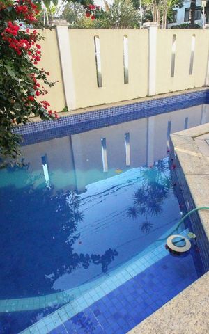 Casa à venda com 600m², 5 quartos e 5 vagasPiscina