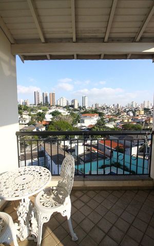 Casa à venda com 600m², 5 quartos e 5 vagasEscritório