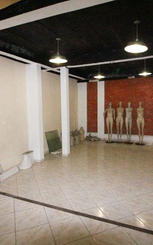 Casa à venda com 600m², 5 quartos e 5 vagasÁrea comum