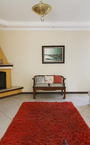 Casa à venda com 600m², 5 quartos e 5 vagasSala 