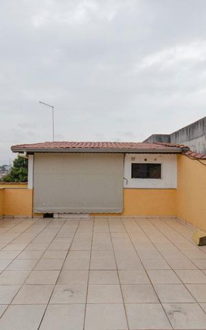 Casa à venda com 227m², 5 quartos e 5 vagas Casa à venda com 227m², 5 quartos e 5 vagasChurrasqueira