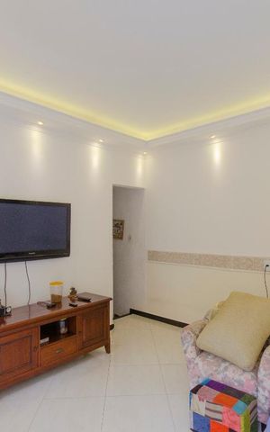 Casa à venda com 227m², 5 quartos e 5 vagas Casa à venda com 227m², 5 quartos e 5 vagasSala