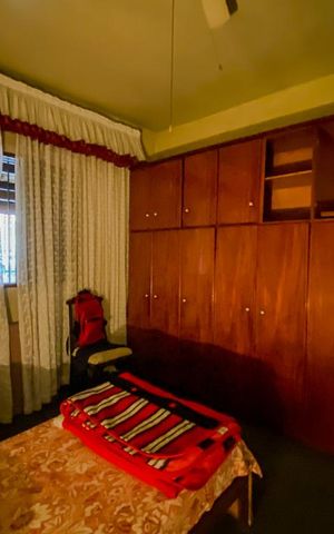 Casa à venda com 210m², 3 quartos e 2 vagasQuarto