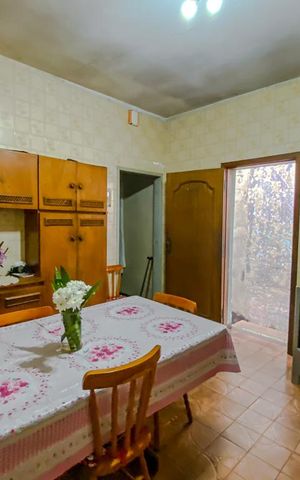 Casa à venda com 210m², 3 quartos e 2 vagasCozinha
