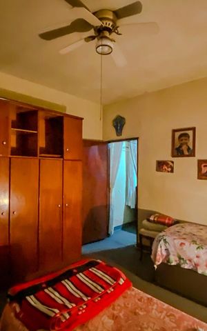 Casa à venda com 210m², 3 quartos e 2 vagasQuarto
